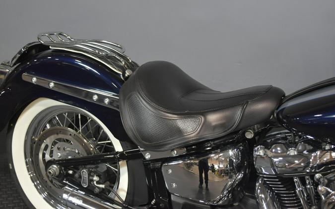 2019 Harley-Davidson Deluxe Midnight Blue/Barracuda Silver