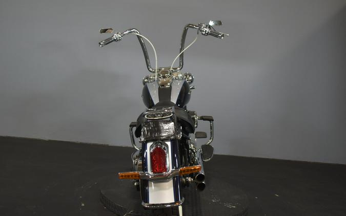2019 Harley-Davidson Deluxe Midnight Blue/Barracuda Silver
