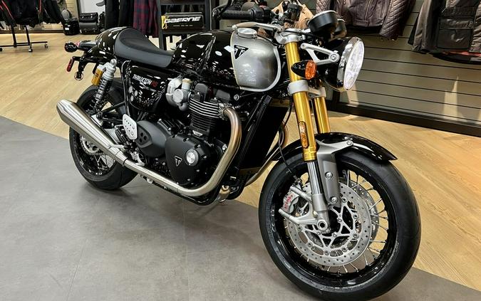 2024 Triumph Thruxton RS Jet Black / Silver Ice