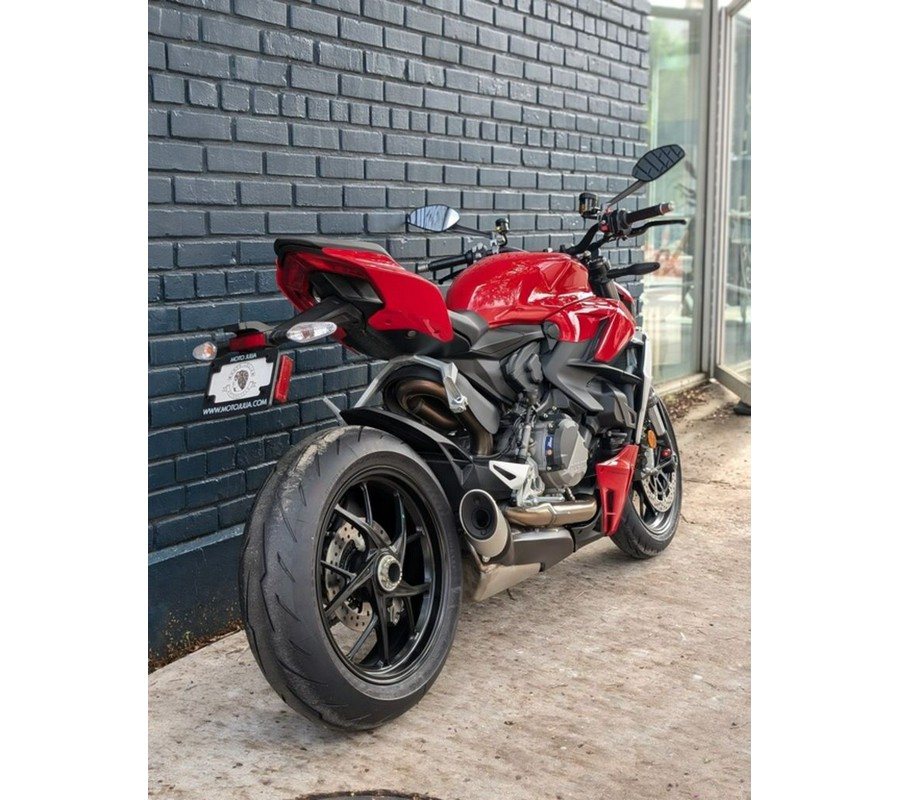 2024 Ducati Streetfighter V2 Red