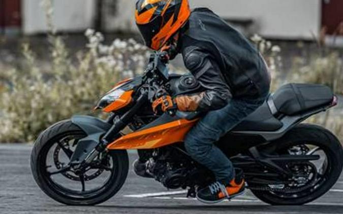 2024 KTM 250 Duke