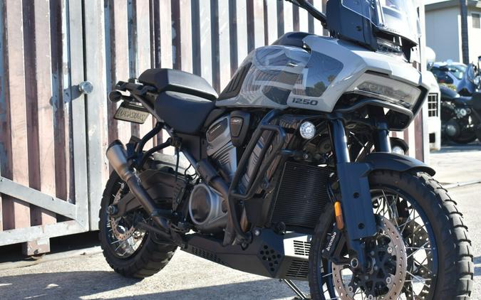 2024 Harley-Davidson® Pan America® 1250 Special RA1250S