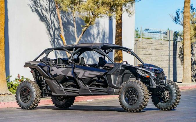 2026 Can-Am Maverick X3 MAX X ds Turbo RR Triple Black_4.5 in