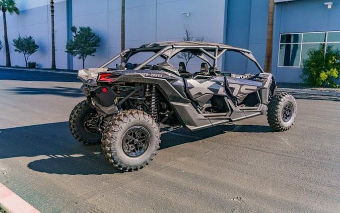 2026 Can-Am Maverick X3 MAX X ds Turbo RR Triple Black_4.5 in