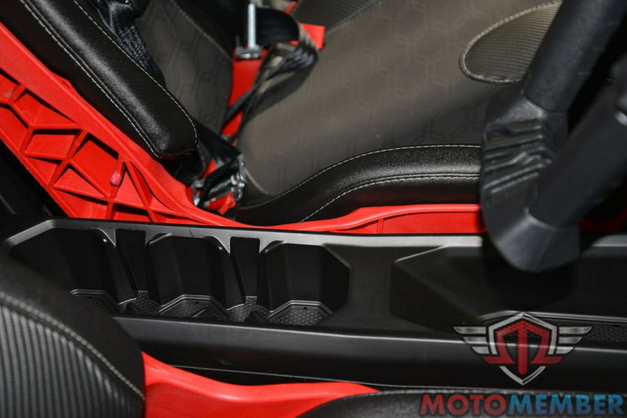 2025 Can-Am Maverick R MAX X rs With SMART-SHOX