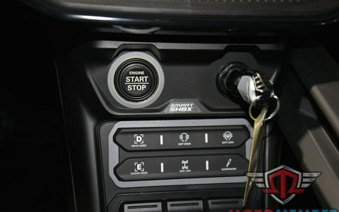 2025 Can-Am Maverick R MAX X rs With SMART-SHOX