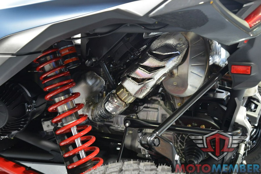 2025 Can-Am Maverick R MAX X rs With SMART-SHOX