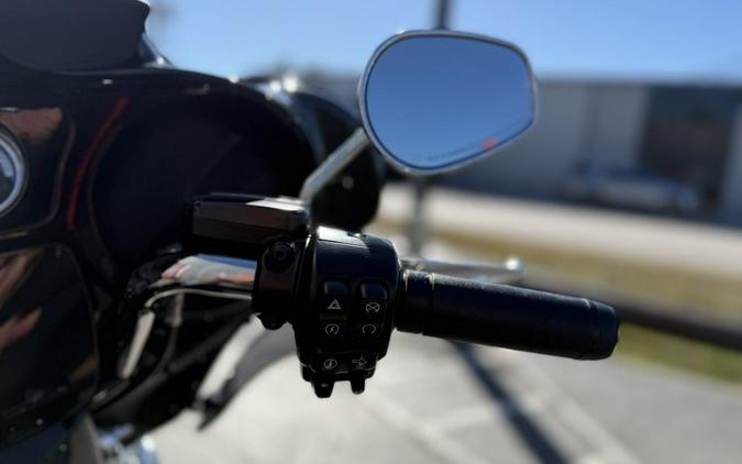 2015 Harley-Davidson® Ultra Limited FLHTK - 03995C