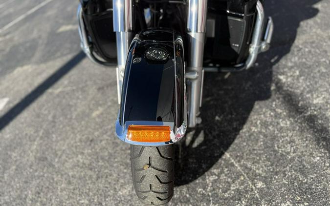 2015 Harley-Davidson® Ultra Limited FLHTK - 03995C