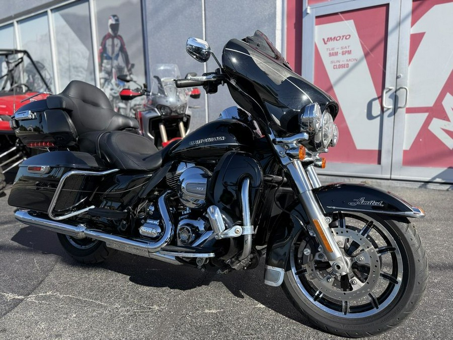 2015 Harley-Davidson® Ultra Limited FLHTK - 03995C