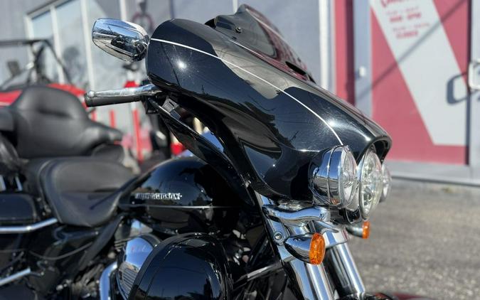 2015 Harley-Davidson® Ultra Limited FLHTK - 03995C