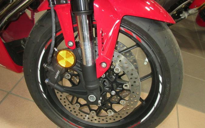 2026 HONDA CBR650R E-CLUTCH