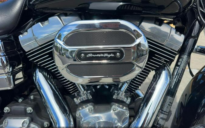 2015 Harley-Davidson® Switchback™