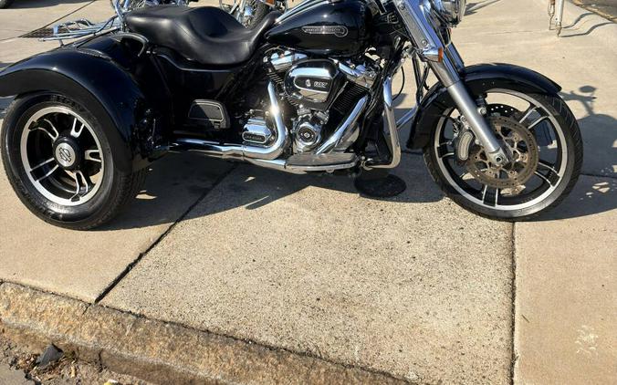 2017 Harley-Davidson Freewheeler FLRT