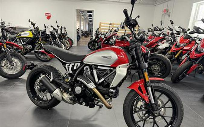 2024 Ducati Scrambler Icon