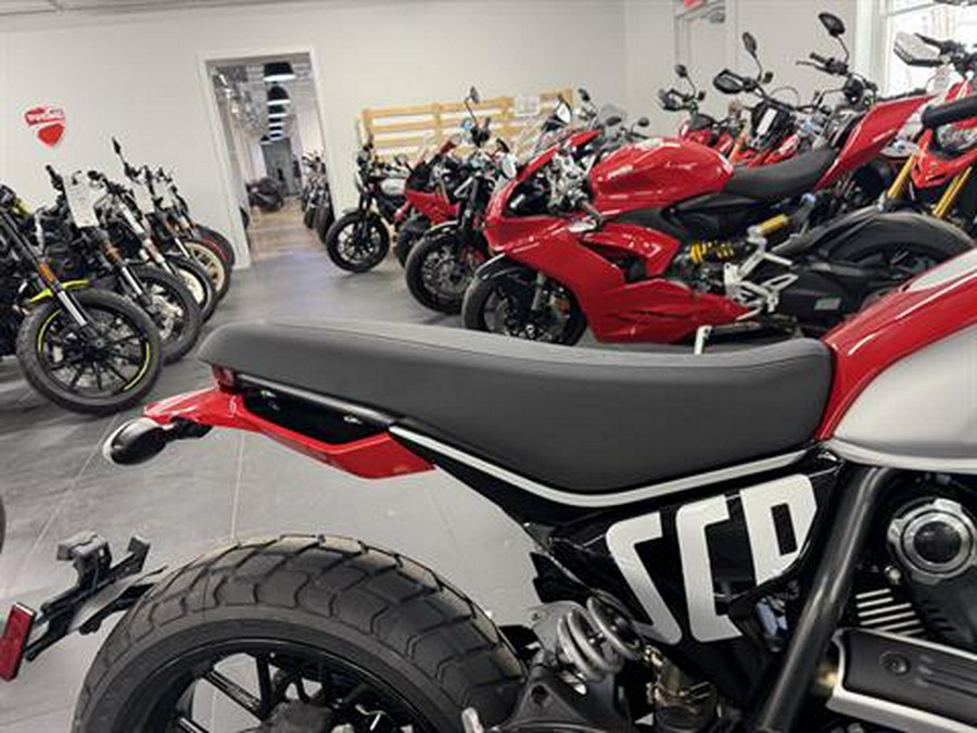 2024 Ducati Scrambler Icon