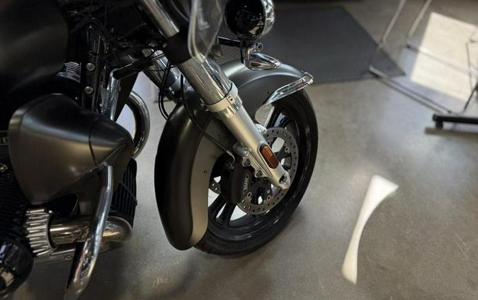 2023 BMW R 18 Transcontinental Manhattan Metallic Matte