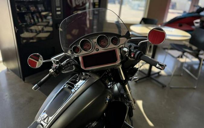 2023 BMW R 18 Transcontinental Manhattan Metallic Matte