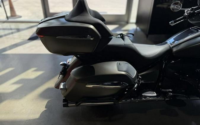 2023 BMW R 18 Transcontinental Manhattan Metallic Matte