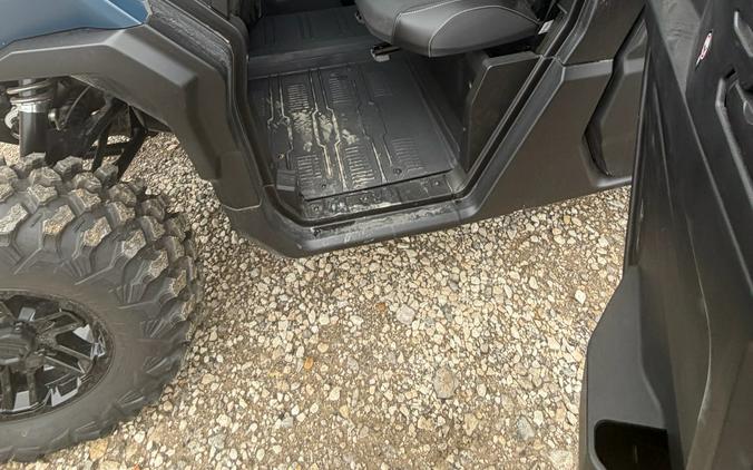 2026 Can-Am Defender MAX Limited HD11