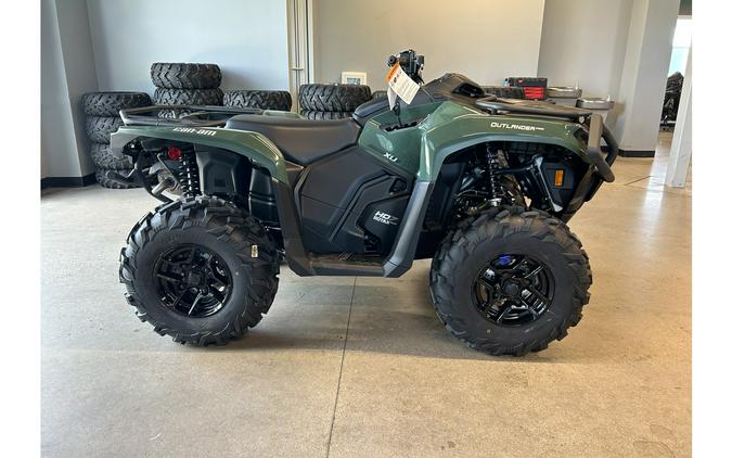 2024 Can-Am Outlander PRO XU HD7