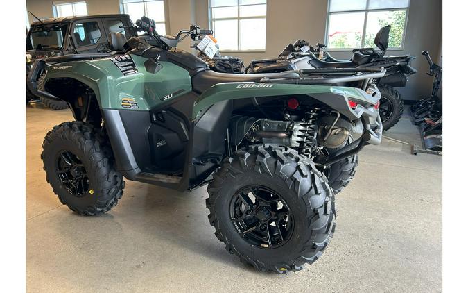 2024 Can-Am Outlander PRO XU HD7