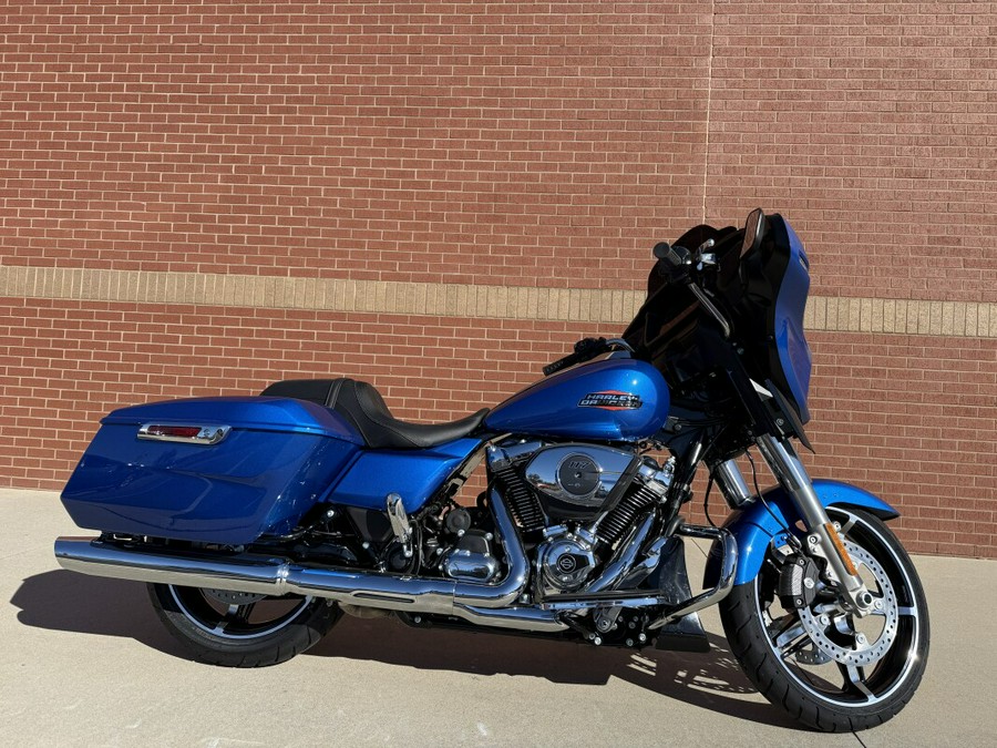 FLHX 2025 Street Glide™