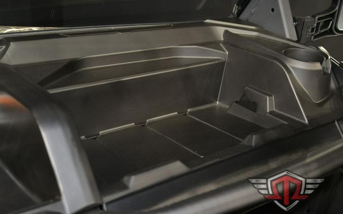 2025 Can-Am Defender DPS HD7