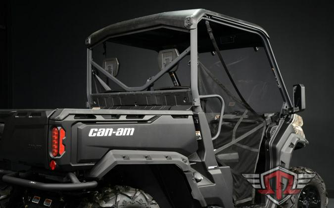2025 Can-Am Defender DPS HD7