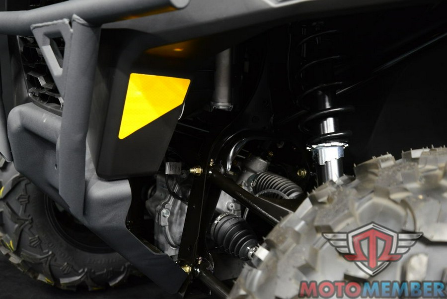 2025 Can-Am Defender DPS HD7