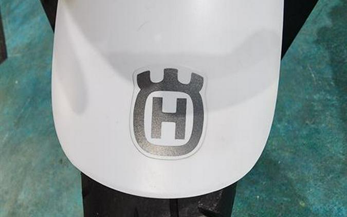 2023 Husqvarna Vitpilen 401