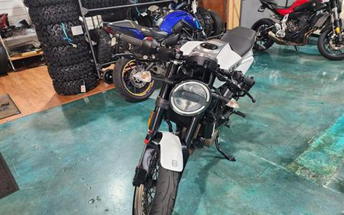 2023 Husqvarna Vitpilen 401