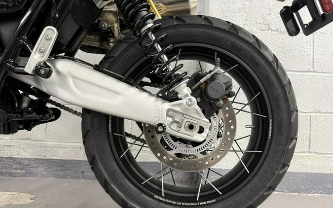 2025 Triumph Scrambler 1200 XE