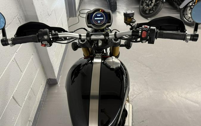 2025 Triumph Scrambler 1200 XE
