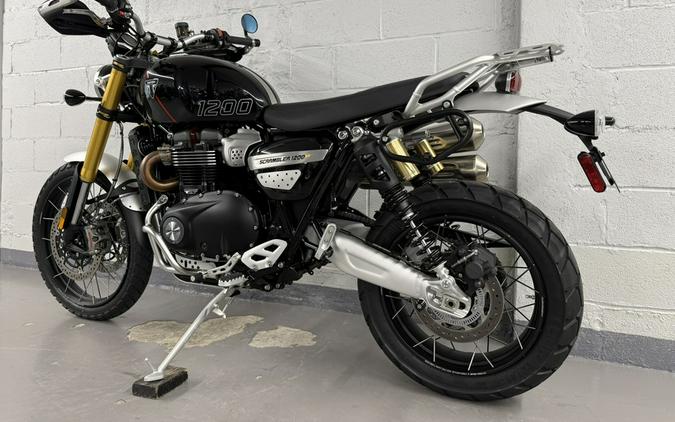 2025 Triumph Scrambler 1200 XE