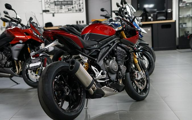 2022 Triumph Speed Triple 1200 RR