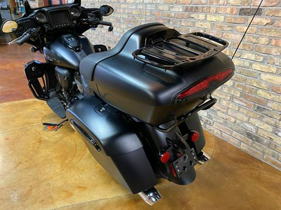 2022 Indian Motorcycle Roadmaster® Dark Horse®