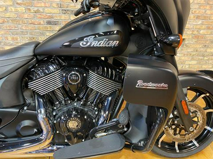 2022 Indian Motorcycle Roadmaster® Dark Horse®