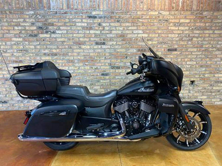 2022 Indian Motorcycle Roadmaster® Dark Horse®