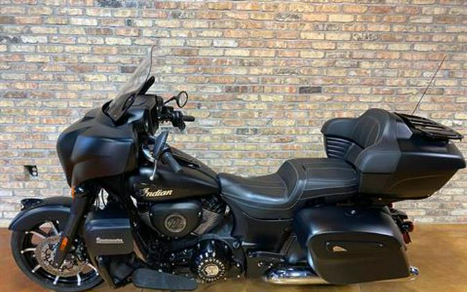 2022 Indian Motorcycle Roadmaster® Dark Horse®