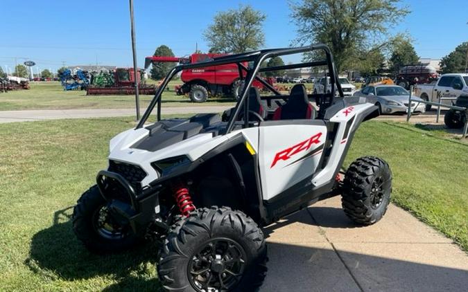 2024 Polaris Industries RZR XP 1000 Sport White Lightning