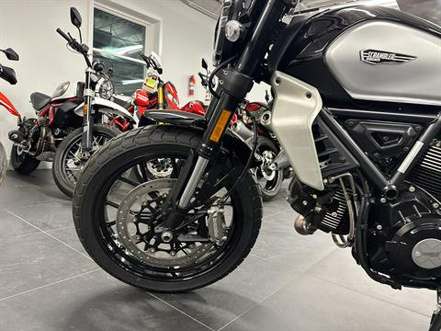 2024 Ducati Scrambler Icon