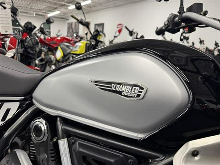 2024 Ducati Scrambler Icon