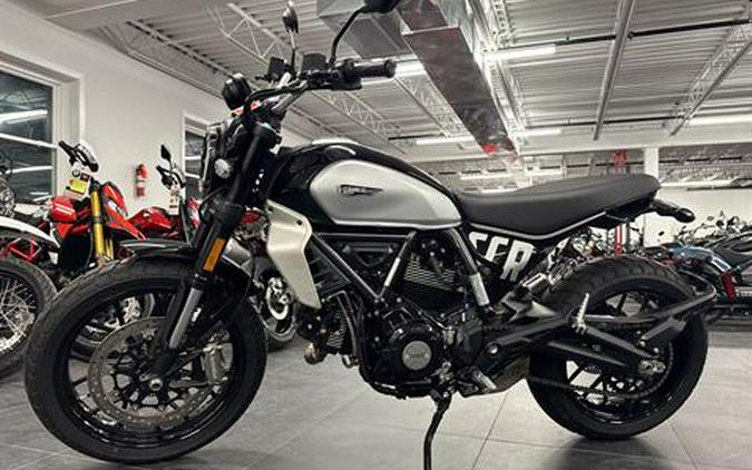 2024 Ducati Scrambler Icon