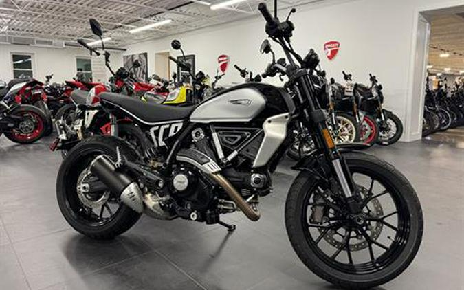 2024 Ducati Scrambler Icon