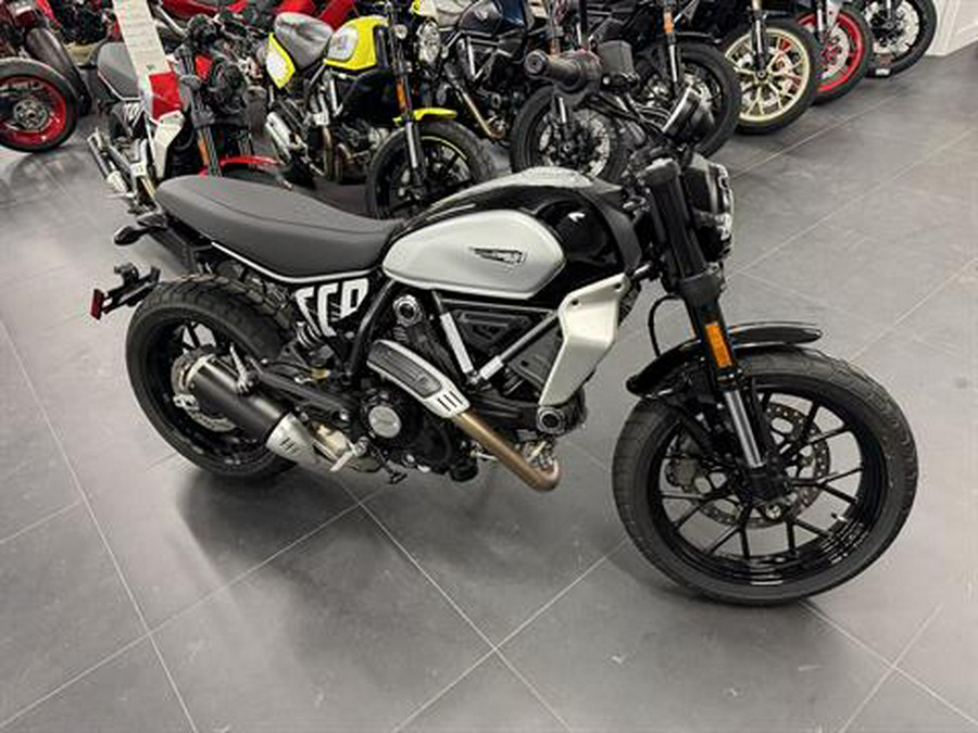 2024 Ducati Scrambler Icon