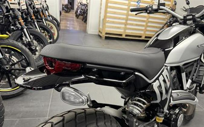 2024 Ducati Scrambler Icon