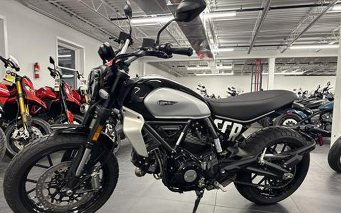 2024 Ducati Scrambler Icon