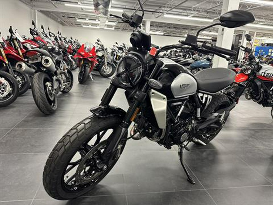 2024 Ducati Scrambler Icon