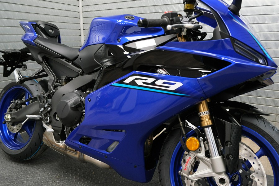 2026 YAMAHA YZFR9